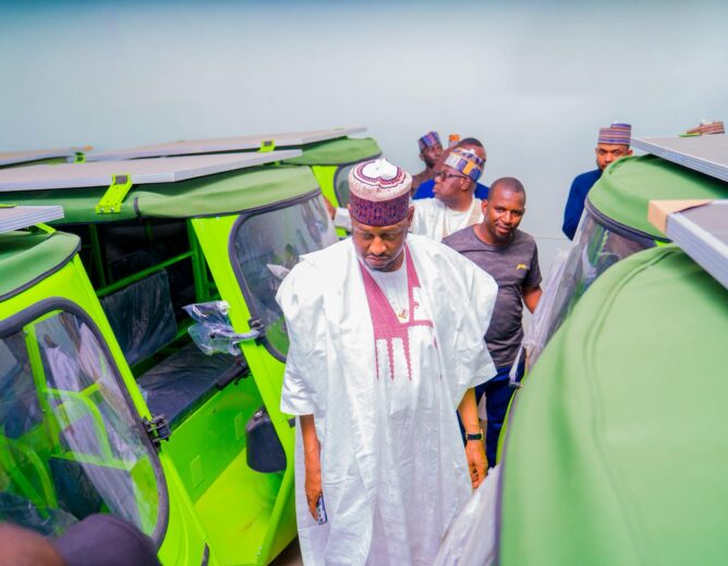 Governor Radda Inspects Assembly Centre for 500 Solar-Powered Electric Tricycles Initiative